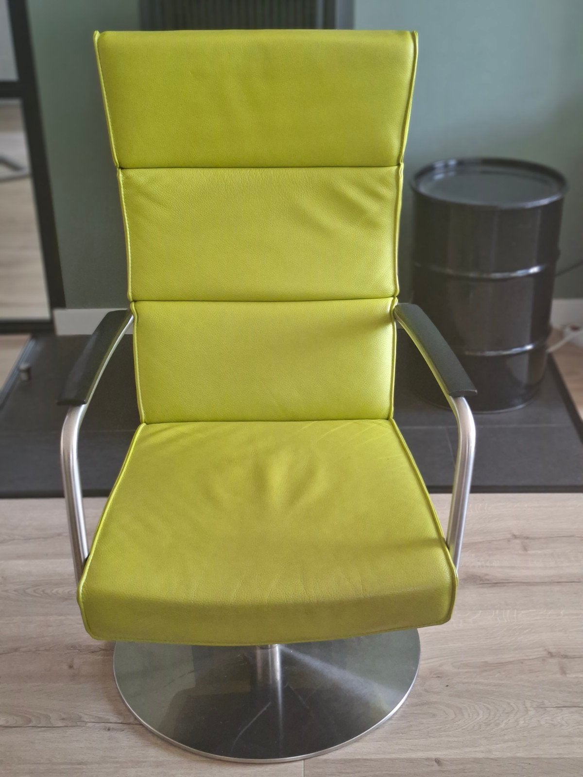 Design fauteuil, Ophalen, Gebruikt, Minder dan 75 cm, Leer