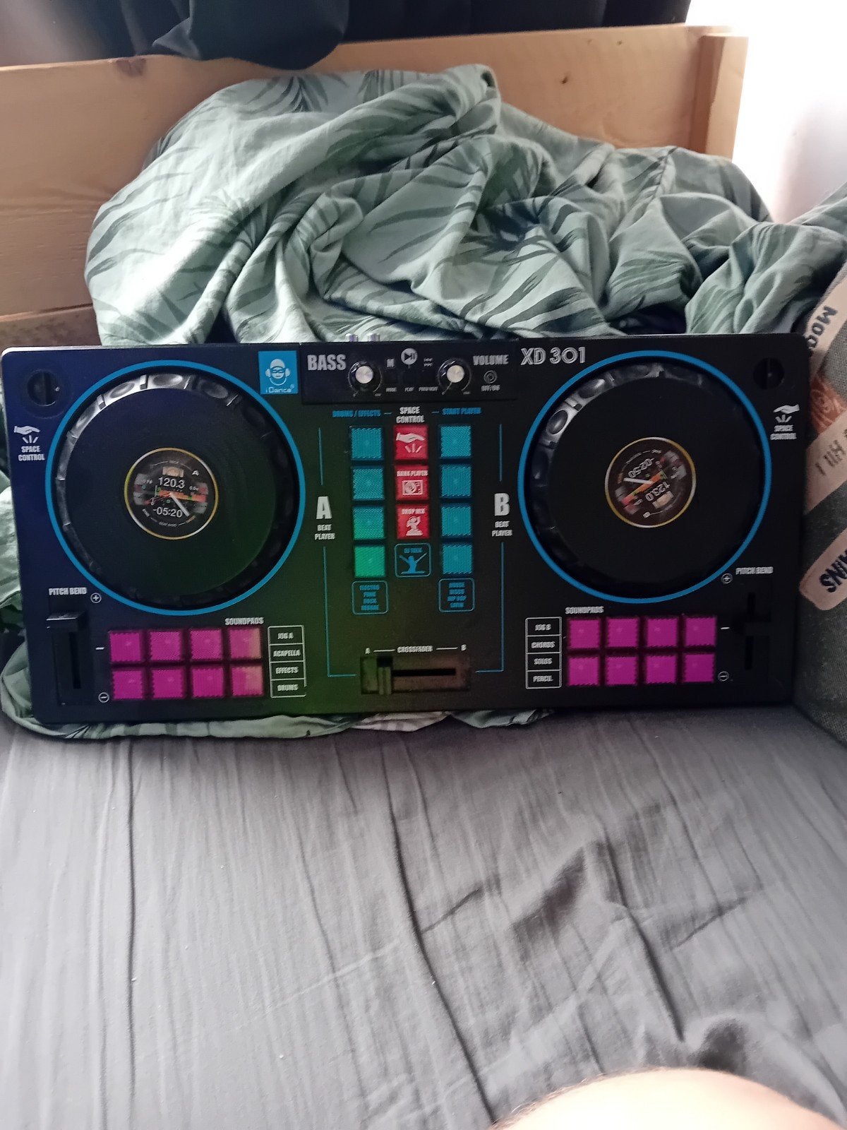 iDance XD301 DJ-set - Max 20 Watt, Muziek en Instrumenten, Dj-sets en Draaitafels, Ophalen, Zo goed als nieuw, Dj-set, Overige merken