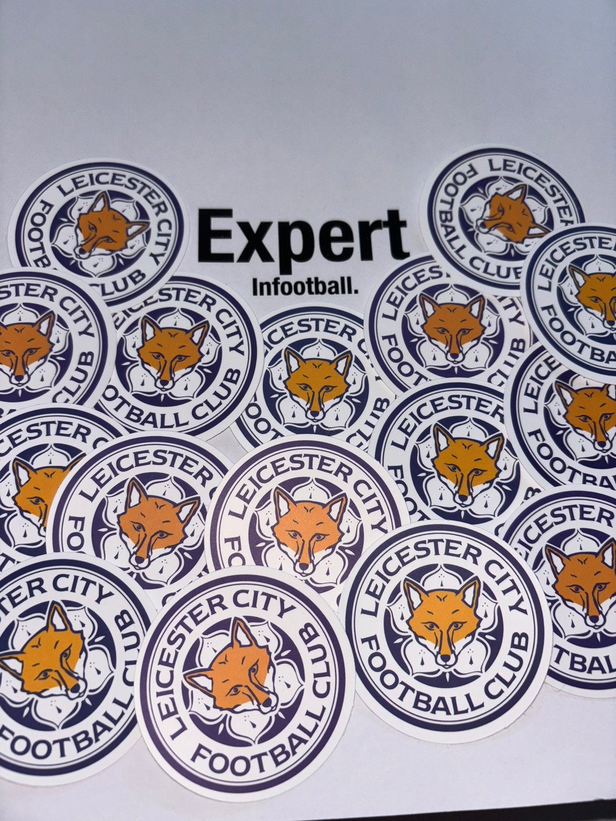Leicester City FC voetbal logo sticker, Ophalen of Verzenden, Nieuw, Buitenlandse clubs, Poster, Plaatje of Sticker
