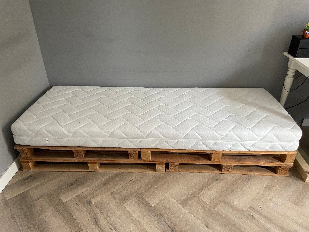 bed eenpersoons (extra lang, 80 x 220 meter), Ophalen, Eenpersoons, Zo goed als nieuw, 80 cm