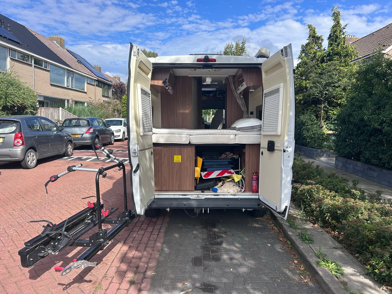 Foto 8 van Pilote V600G Buscamper - AUTOMAAT- Compact en Compleet