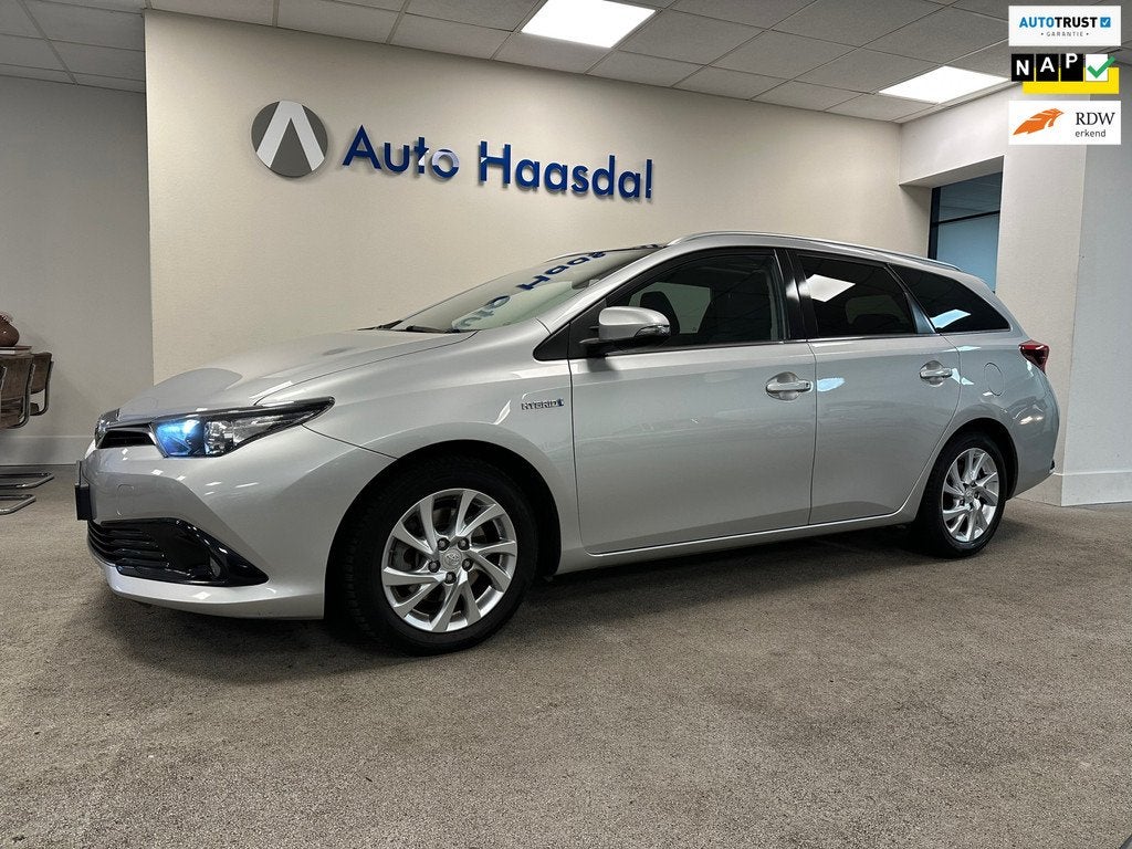 Toyota Auris 1.8 Hybrid Lease|PANO|BTW-AUTO|2e EIG|FACELIFT, Gebruikt, Origineel Nederlands, Te koop, Start-stop-systeem