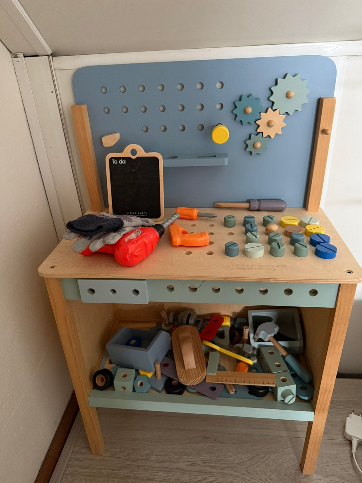 Kinder toolkit set table, Ophalen, Zo goed als nieuw, Stoel(en)
