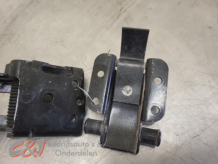 Deurvanger bus/bestel links van een Mercedes Sprinter, Gebruikt, -, Ophalen of Verzenden, -