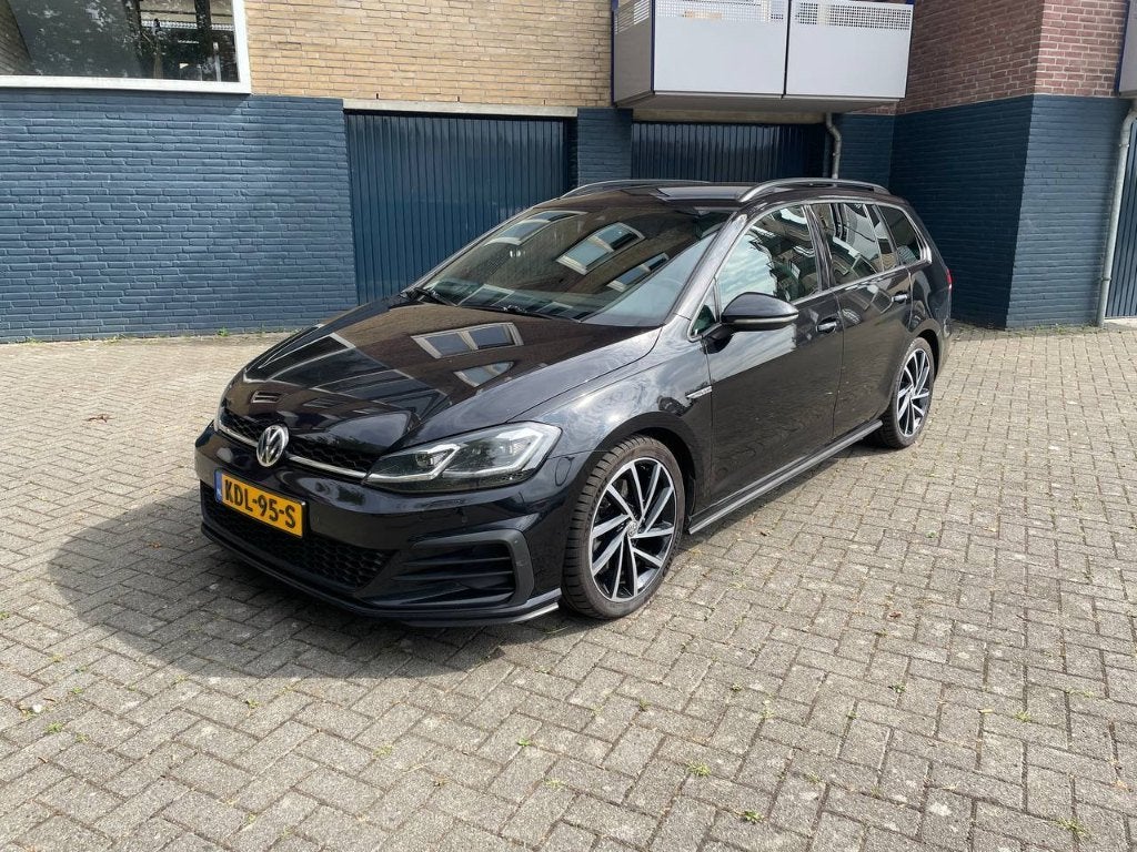 Volkswagen Golf 7.5 GTD Variant 2.0 TDI 184pk DSG 2018 Zwart, Stof, 4 cilinders, Zwart, Stationwagon