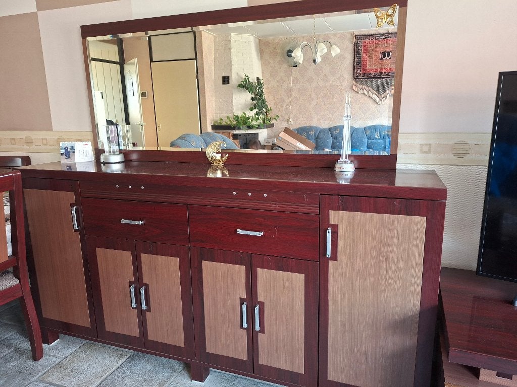 Groot dressoir met spiegel, Ophalen, 75 cm of meer, Zo goed als nieuw, 200 cm of meer