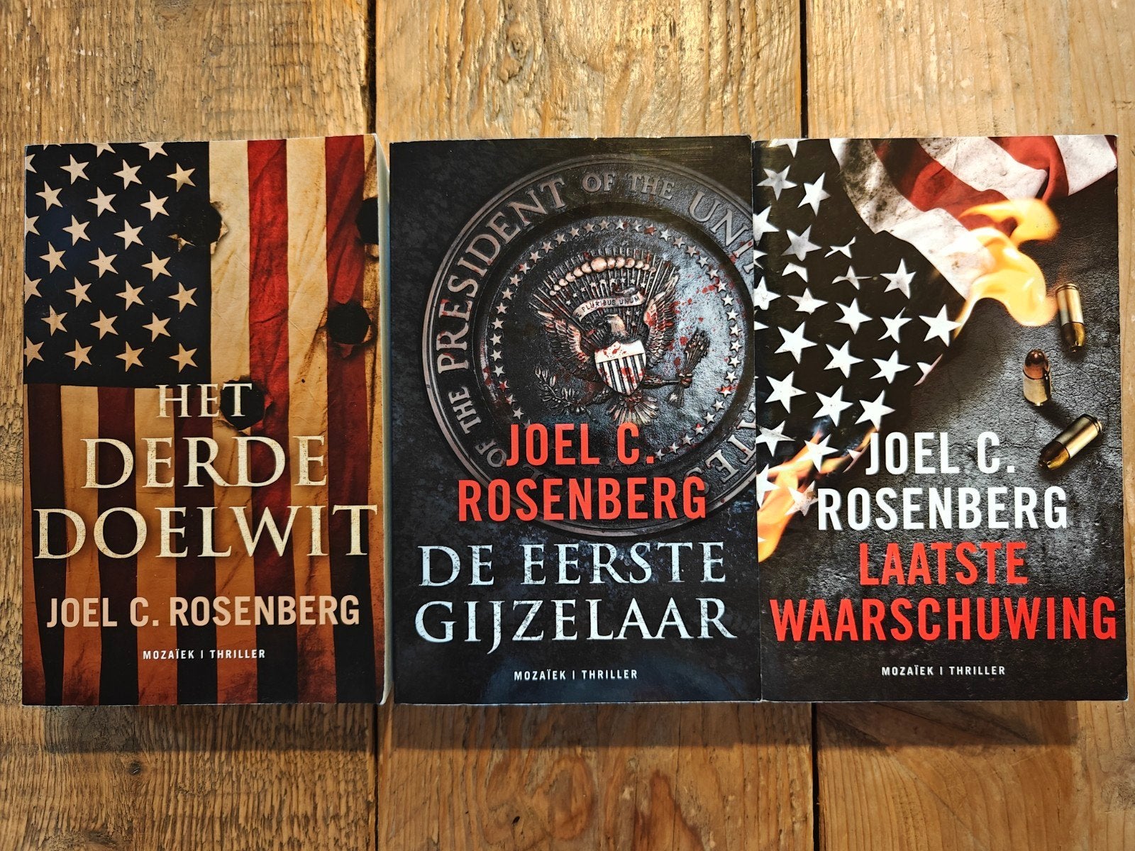 De J.B. Collins serie., Ophalen of Verzenden, Zo goed als nieuw
