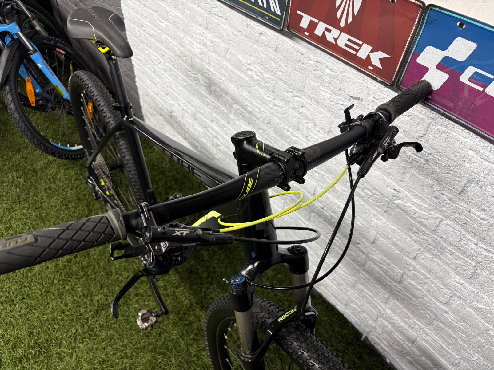 Foto 4 van Cube LTD RACE 29 inch frame XL mountainbike deore xt 2x11 29