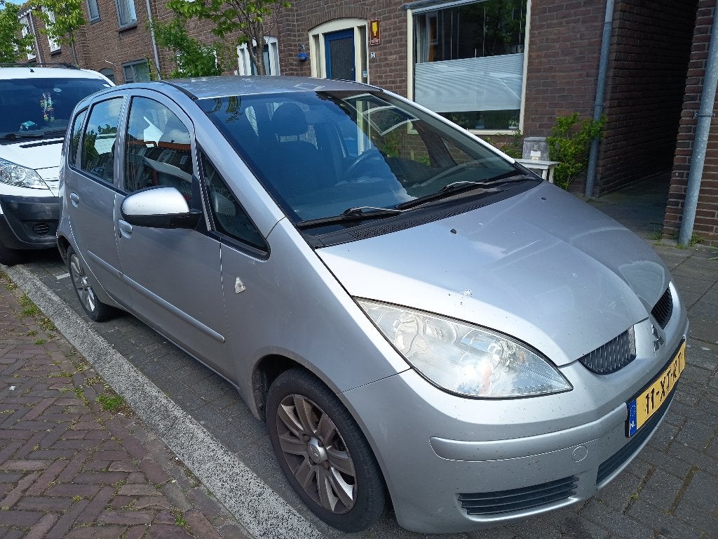 Mitsubishi Colt 1.3 CZ5 2007 Grijs *** MOTOR PROBLEEM ***, Voorwielaandrijving, Parkeersensor, Colt, Origineel Nederlands