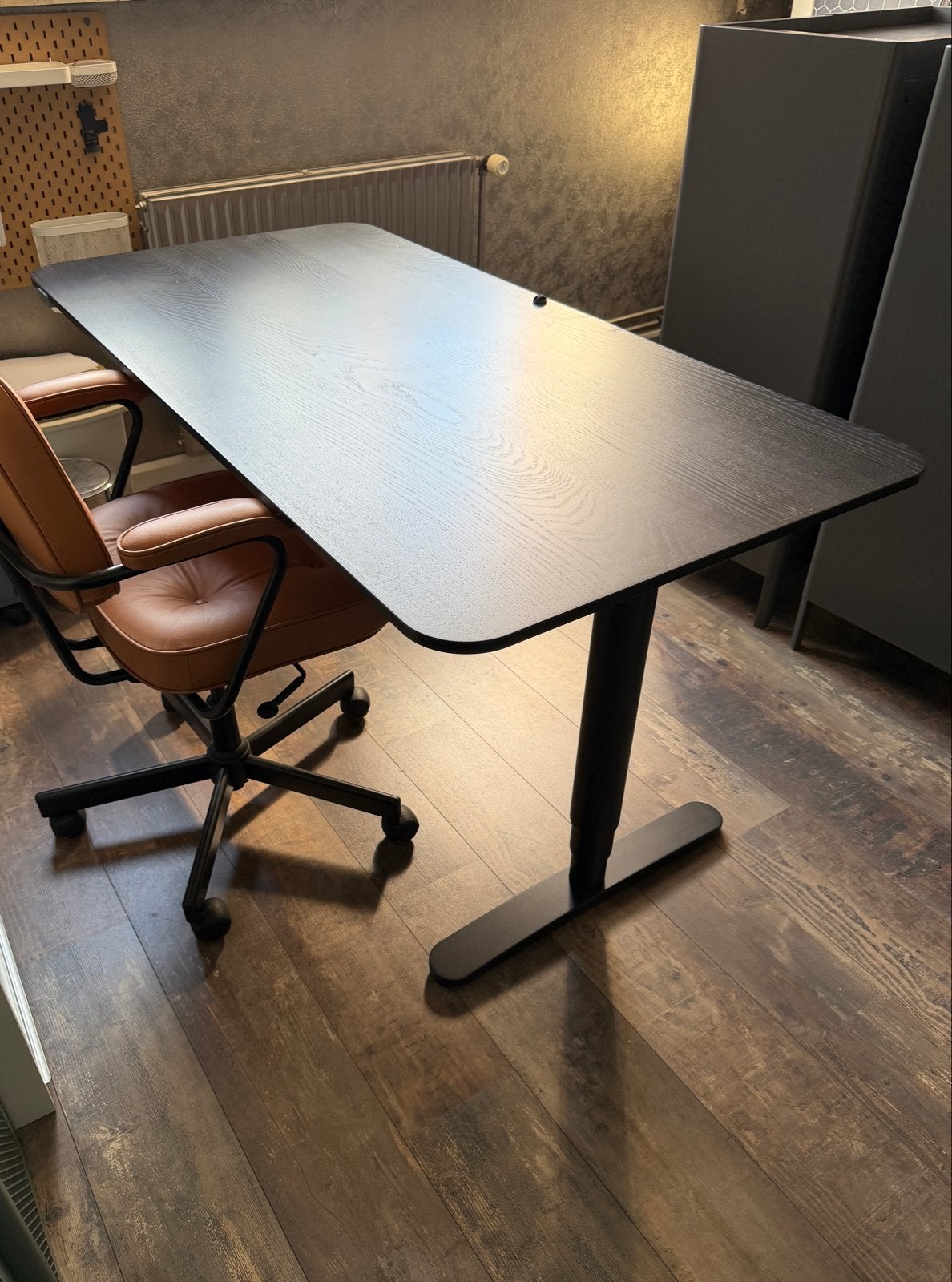 IKEA BEKANT elektrisch zit-sta bureau zwart 160x80cm, Ophalen, Elektrisch, Gebruikt, IKEA
