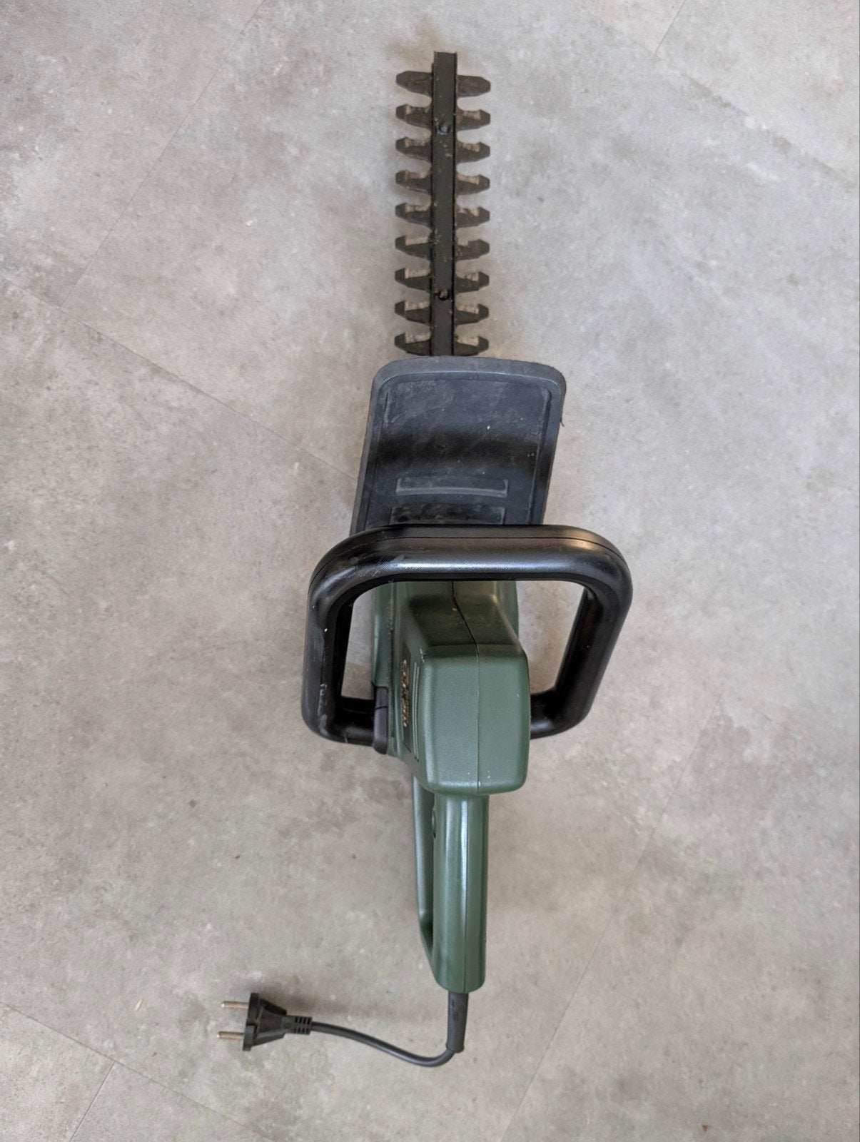 Black & Decker GT 201 Heggenschaar - Elektrisch, Ophalen of Verzenden, Gebruikt, Elektrisch, Black & Decker