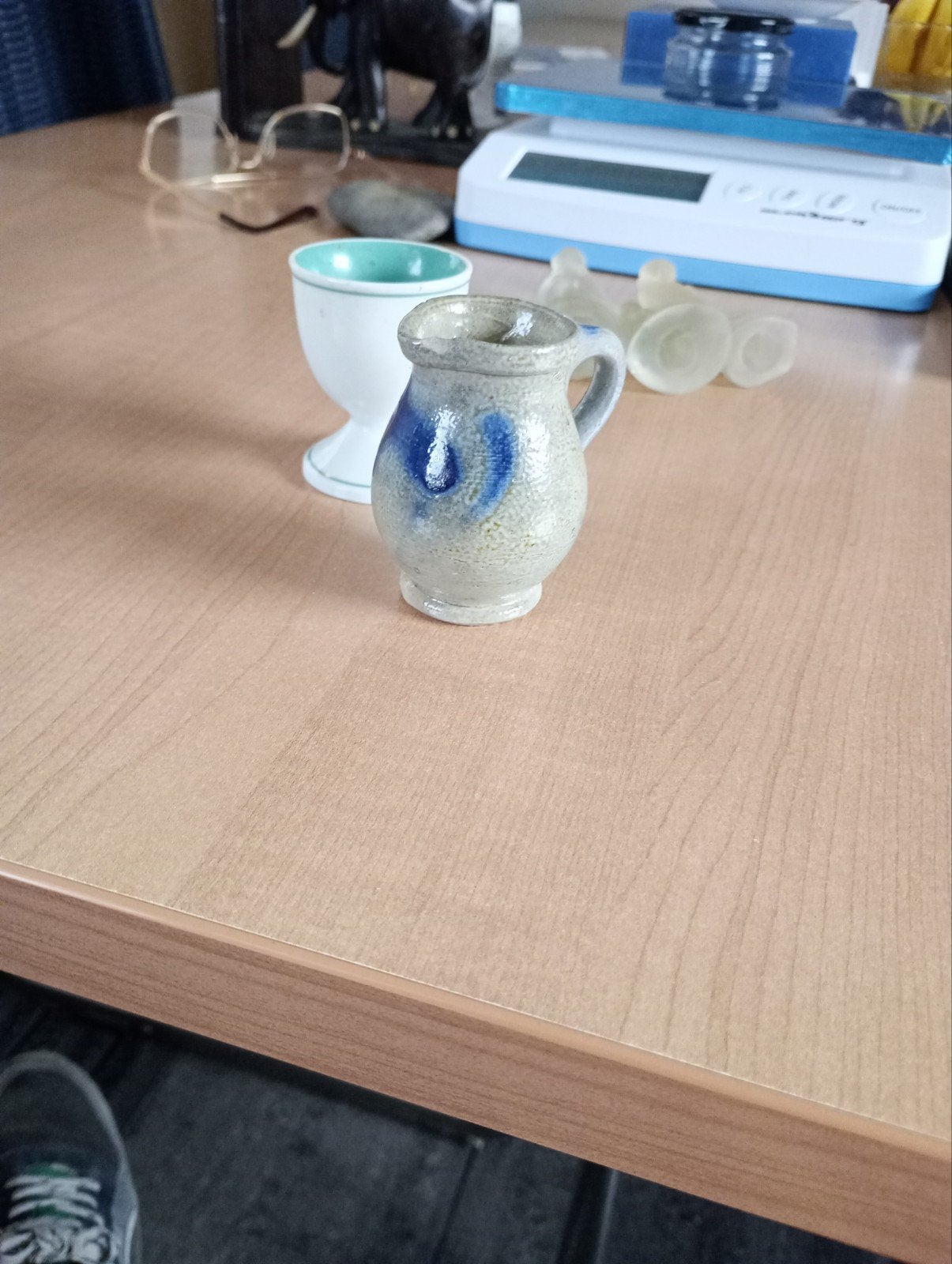 Keuls aardewerk kannetje, Ophalen