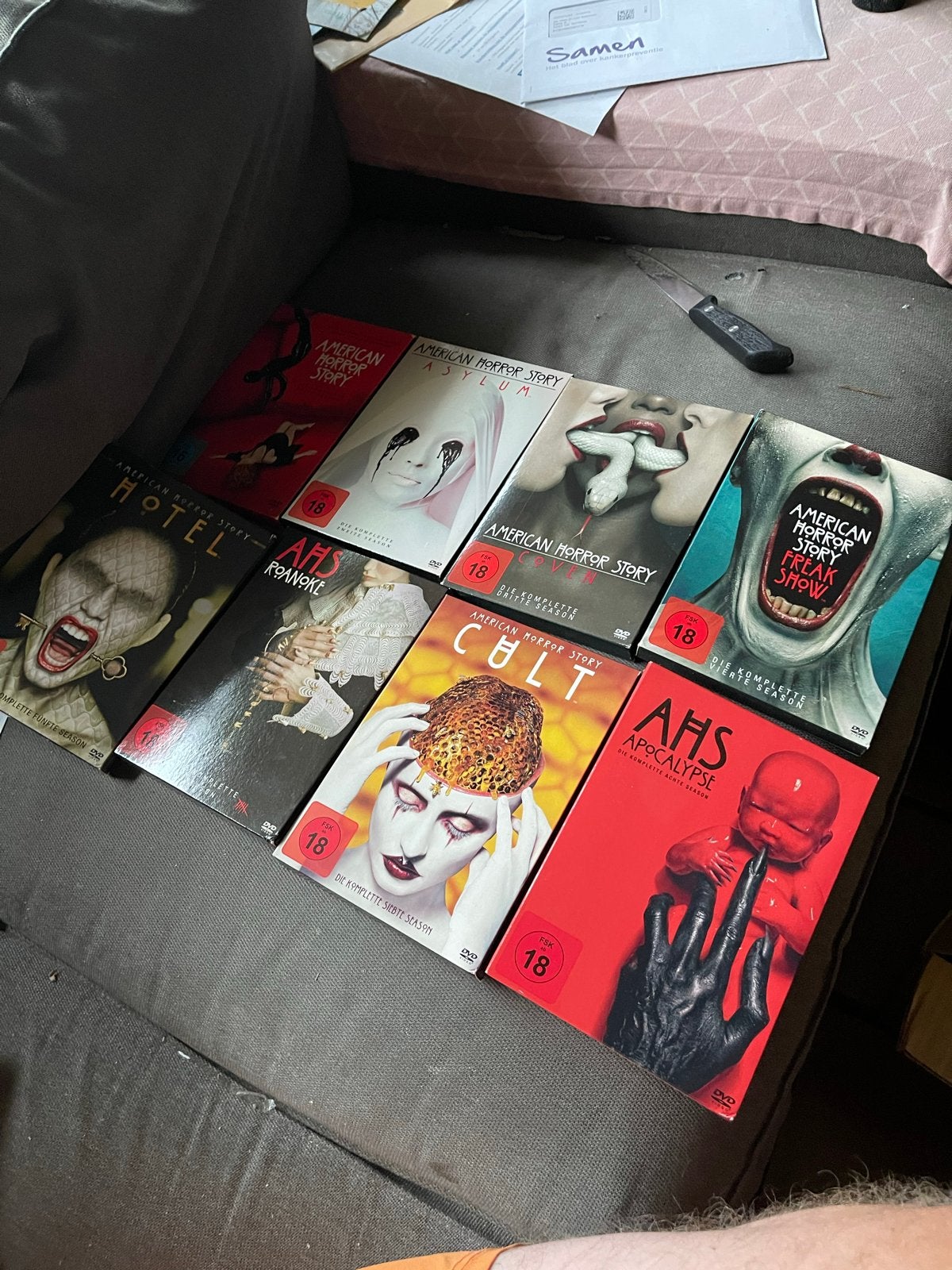 American Horror Story DVD Boxsets - Seizoenen 1-8, Cd's en Dvd's, Engels, Vanaf 16 jaar, Seizoen 1, Zo goed als nieuw