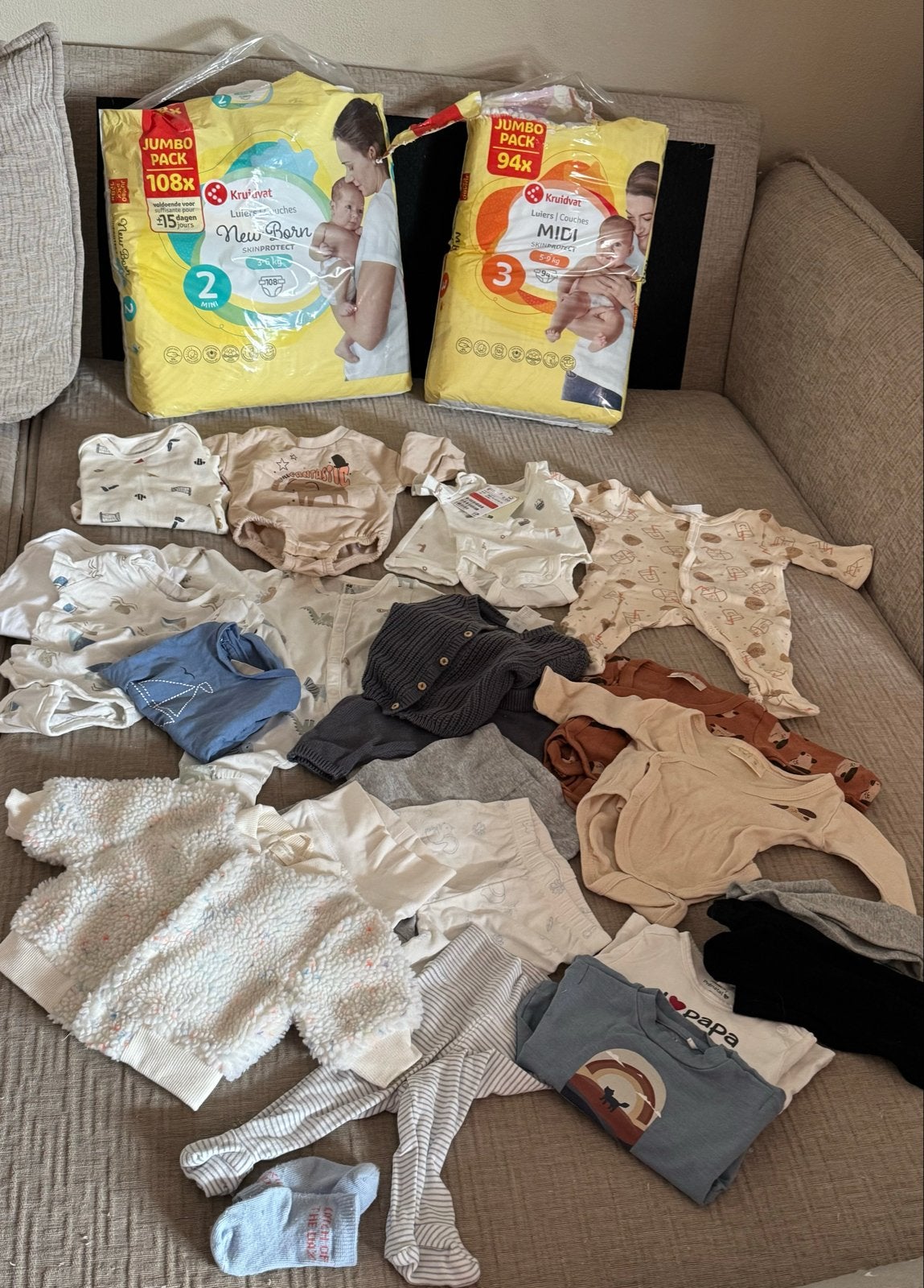 Babykleding pakket (50-56) + luiers (Zeeman, H&M, Prenatal), Ophalen, Zo goed als nieuw, Jongetje of Meisje