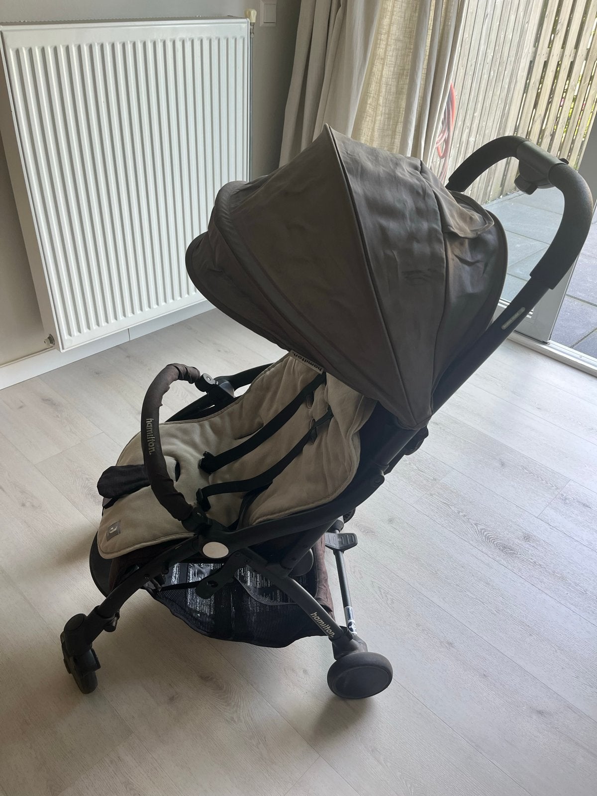 Hamilton buggy met zonnekap en verstelbare rugleuning, Kinderen en Baby's, Buggy's, Ophalen, Zo goed als nieuw, Overige merken