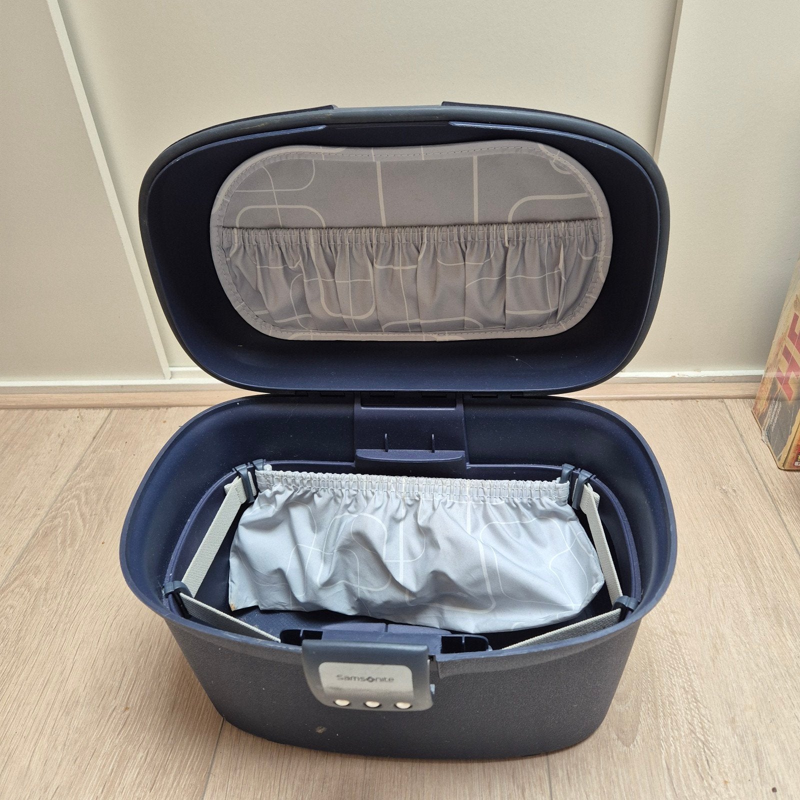 Samsonite Beautycase - Hardcase - Blauw, Ophalen, Blauw, Zo goed als nieuw, Met slot