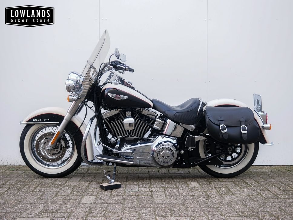 HARLEY-DAVIDSON SOFTAIL DELUXE FLSTN (bj 2010), Motoren, 2 cilinders, HARLEY-DAVIDSON, Bedrijf, Meer dan 35 kW