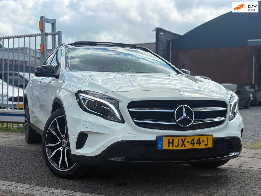 Mercedes-Benz GLA-klasse 200 d Score | Panoramadak | LED | 1, Auto's, Mercedes-Benz, Bedrijf, Te koop, GLA, ABS, Achteruitrijcamera