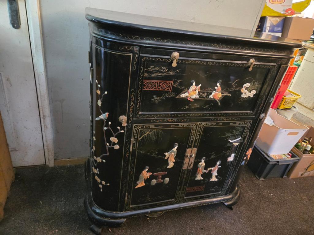Antiek chinese kast, barkast ingelegd parelmoer, speksteen, Ophalen