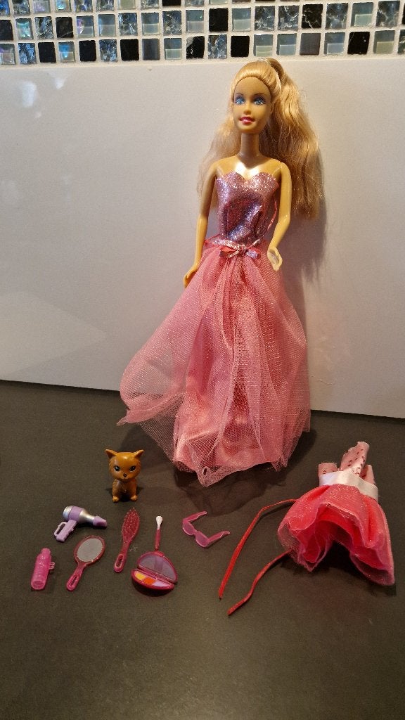 Barbie pop prinses en make-up, Kinderen en Baby's, Ophalen of Verzenden, Zo goed als nieuw, Barbie