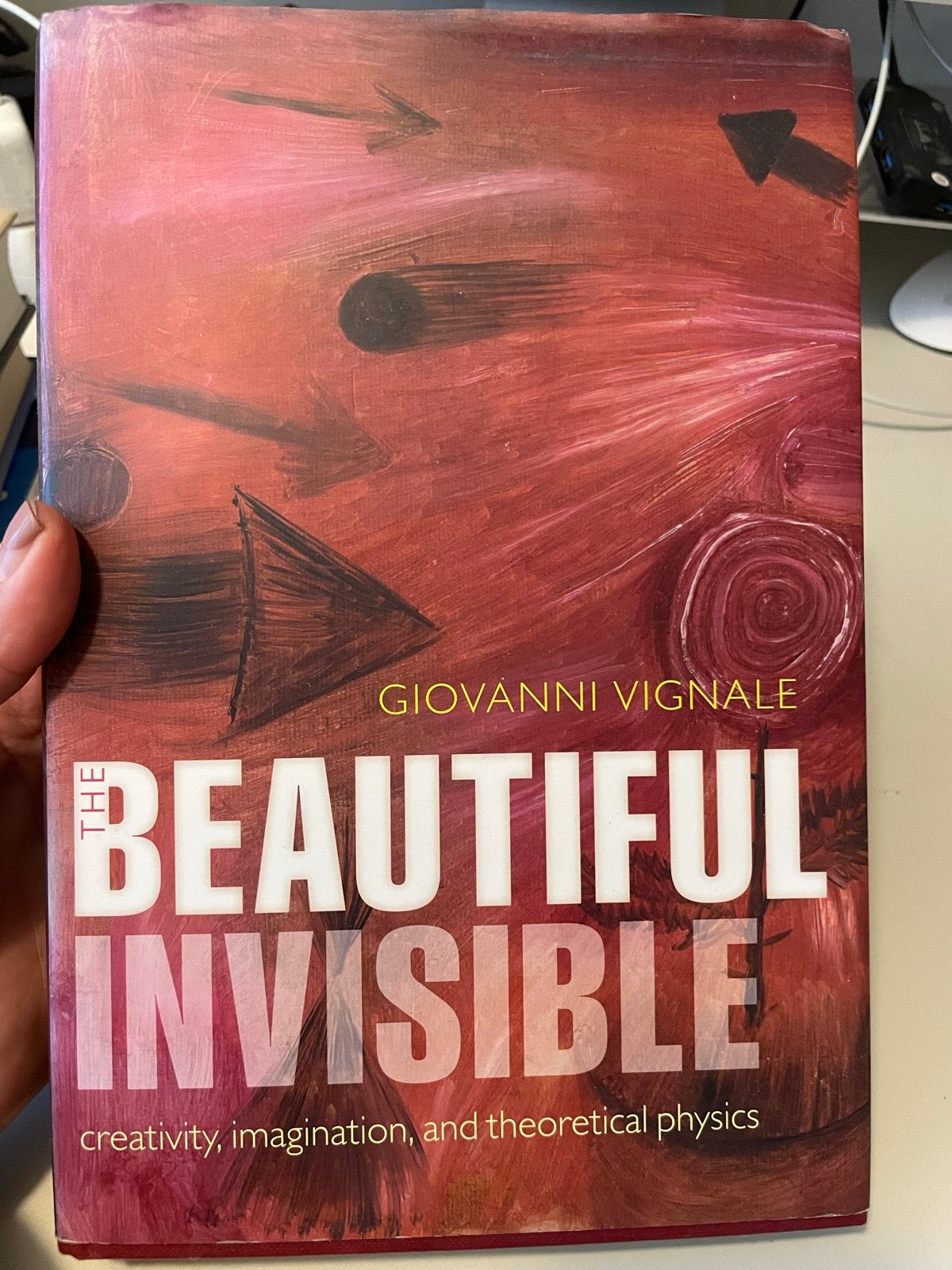 The Beautiful Invisible: Creativiteit, verbeelding en fysica, Boeken, Ophalen of Verzenden, Zo goed als nieuw, Natuurwetenschap