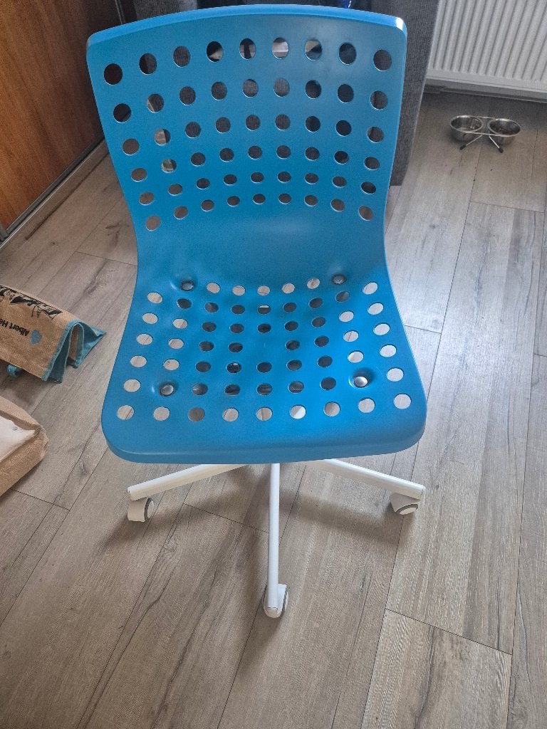 Blauwe bureaustoel Ikea, Huis en Inrichting, Ophalen, Zo goed als nieuw, Blauw, Bureaustoel