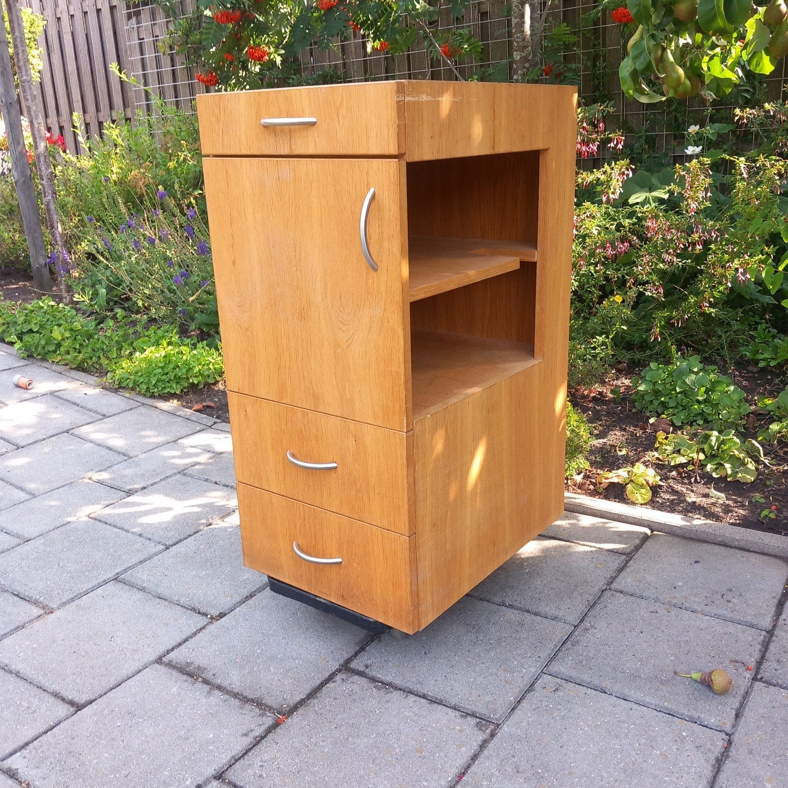 Hoog nachtkastje-medisch aangep.82,5 cm h   39,0 br,  52,0 d, Ophalen, Gebruikt, Minder dan 45 cm, 70 cm of meer