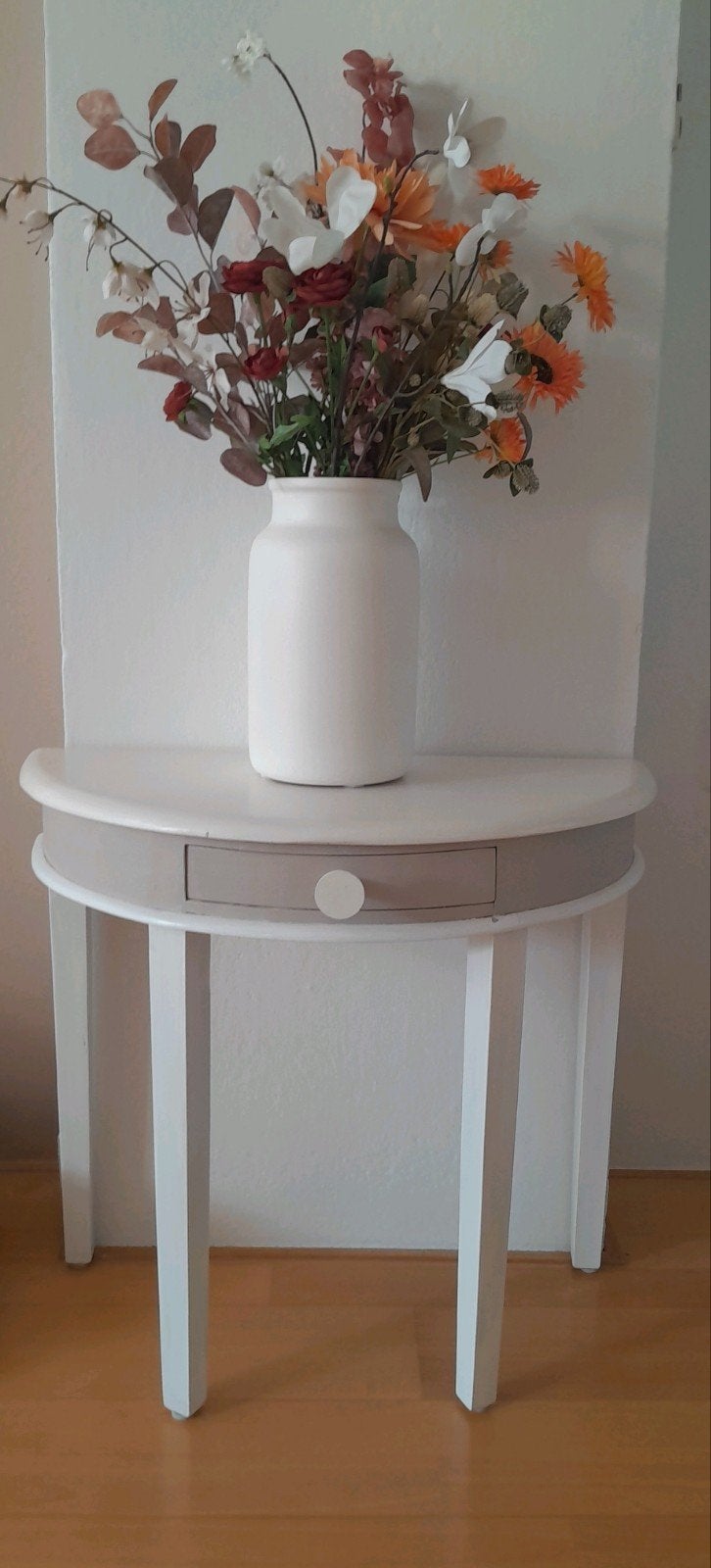 sidetable half rond beige/wit, Ophalen, Overige materialen, 50 tot 100 cm, Rond