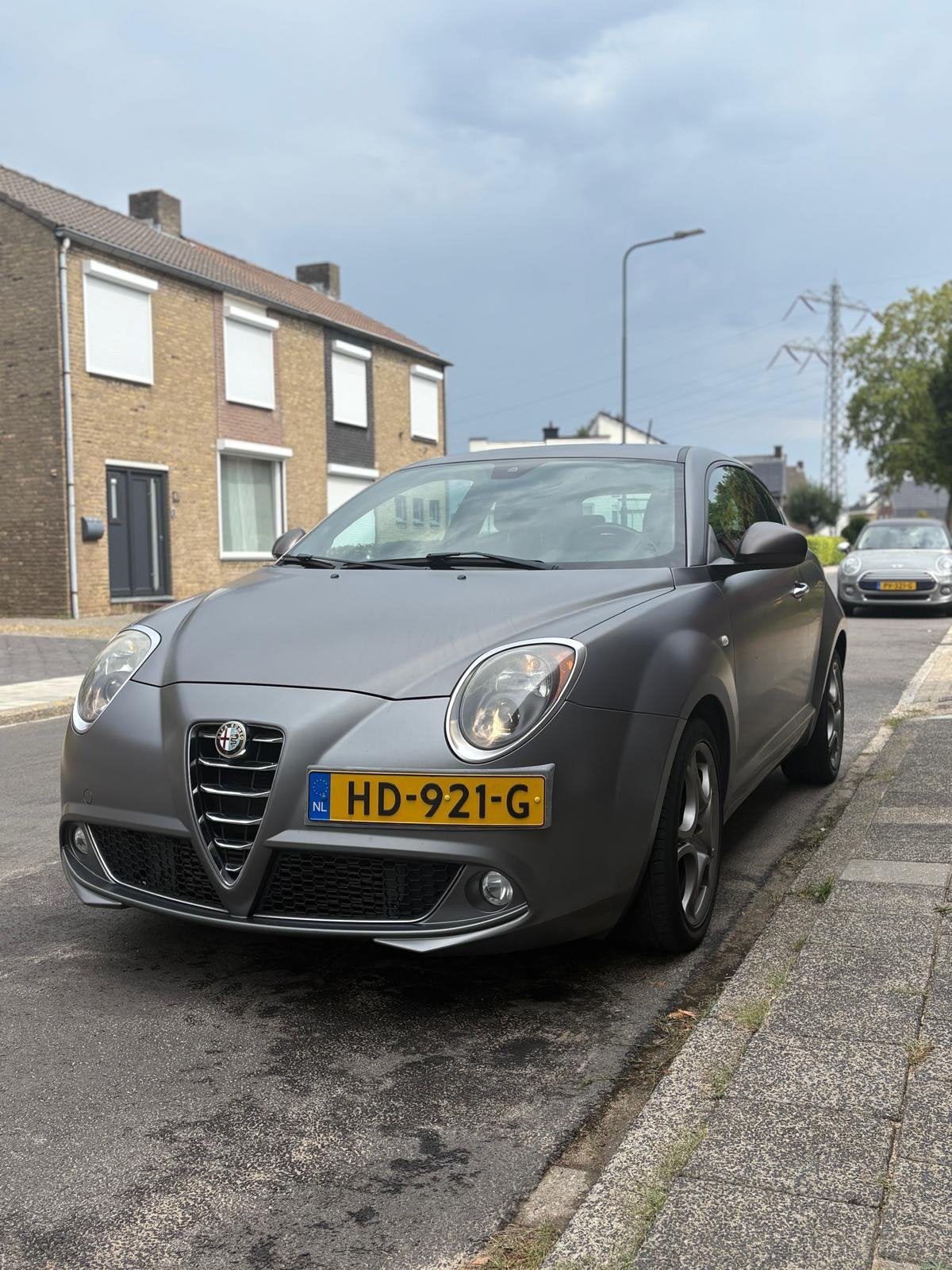 Alfa Romeo MiTo 0.9 Turbo Twinair 74KW/100PK 2015 Grijs, Auto's, Alfa Romeo, Voorwielaandrijving, 100 pk, 49 €/maand, Origineel Nederlands