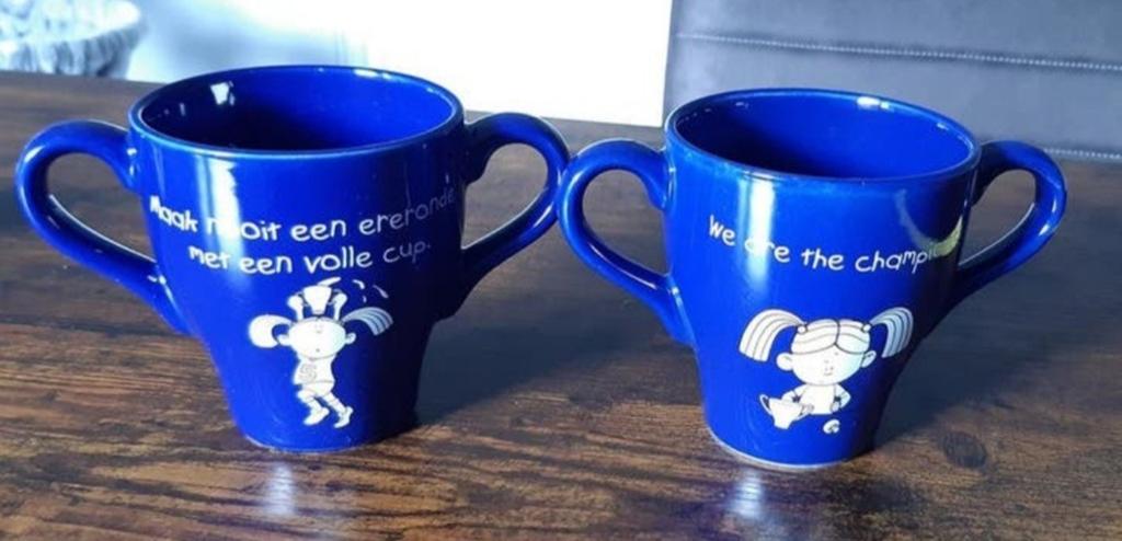 2x Blue Band 2000 mokken met leuke teksten, Ophalen of Verzenden