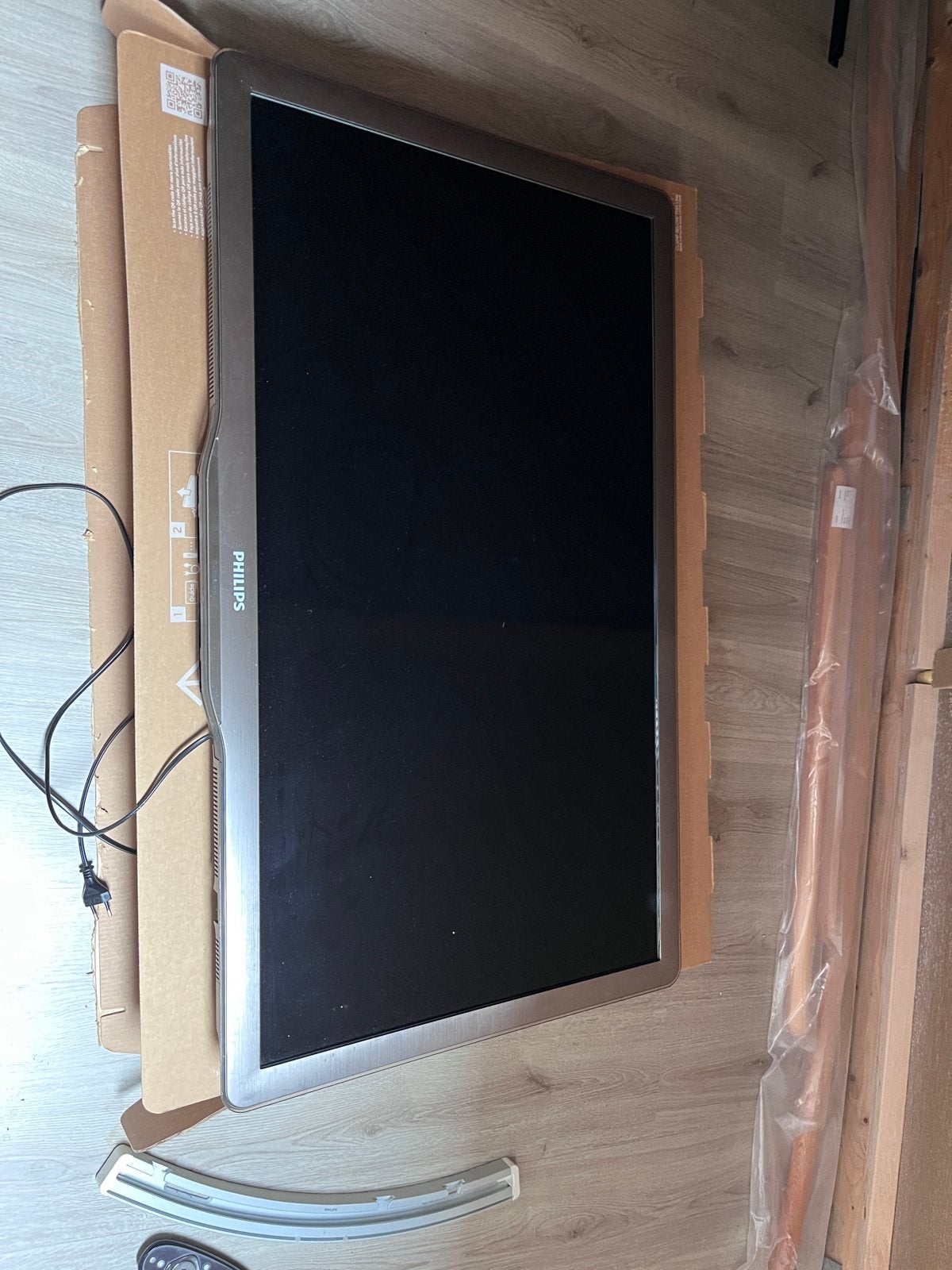 Philips ambilight TV 43 inch met afstandsbediening, Ophalen, Philips, 50 Hz, 80 tot 100 cm