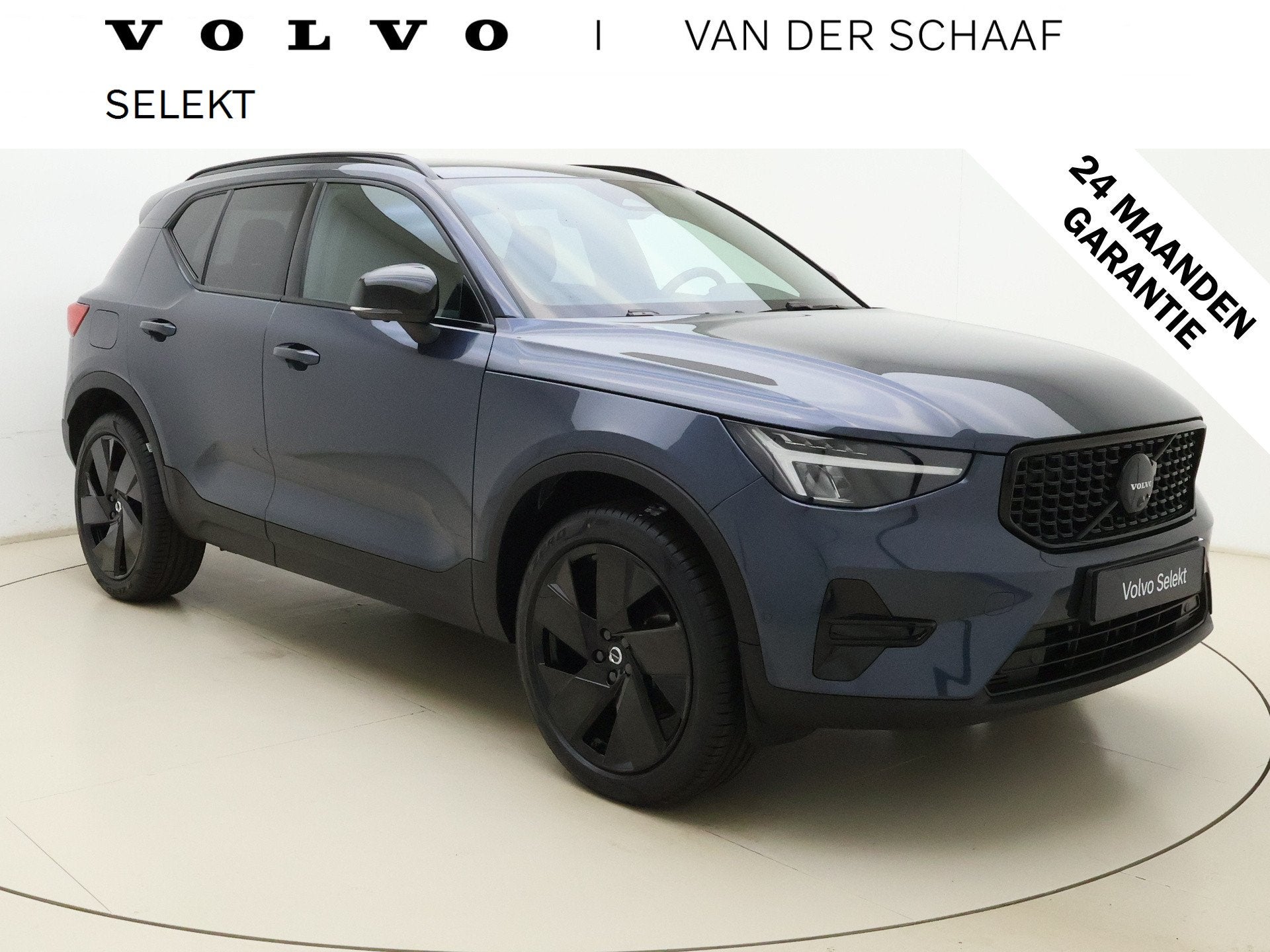 Volvo XC40 B3 177pk Plus Black Edition / Harman en kardon au, Auto's, Volvo, Gebruikt, 4 cilinders, Blauw, Leder