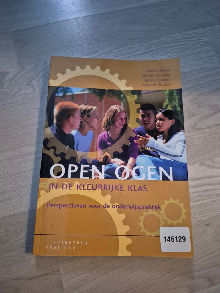Boek: Open Ogen in de Kleurrijke Klas - Nieuw, Boeken, Gamma, Nieuw, Maaike Hailar, Mylene Hanson, Betsy Hijlkema, Annelies Riteco