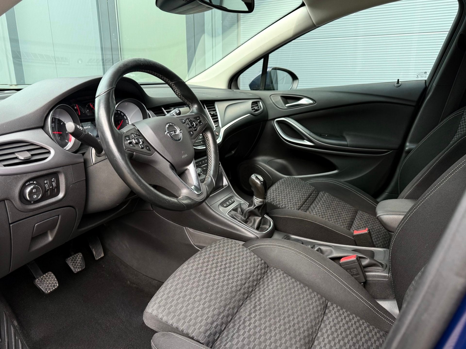 Opel Astra Sports Tourer 1.6 CDTI Business+ |Xenon|Navigatie, Auto's, Voorwielaandrijving, Stof, Gebruikt, Euro 6