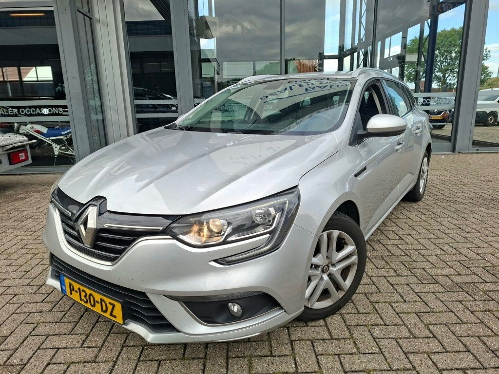 Renault MEGANE 1.5 DCI LIMITED AUTOMAAT NAVI PDC, Automaat, Gebruikt, Euro 6, 4 cilinders