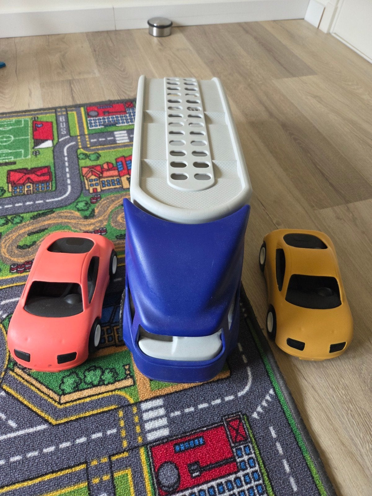 Little tikes grote vrachtwagen autotransporter, Kinderen en Baby's, Speelgoed | Speelgoedvoertuigen, Ophalen, Gebruikt