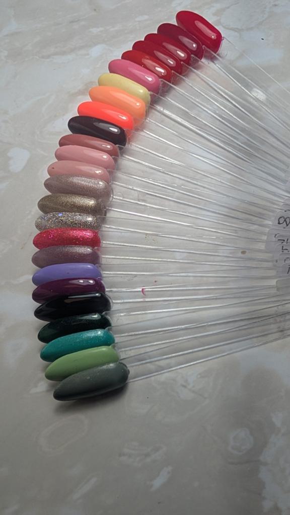 Gellz Gellak: 26 kleuren en no wipe topcoat., Ophalen of Verzenden, Zo goed als nieuw, Overige typen