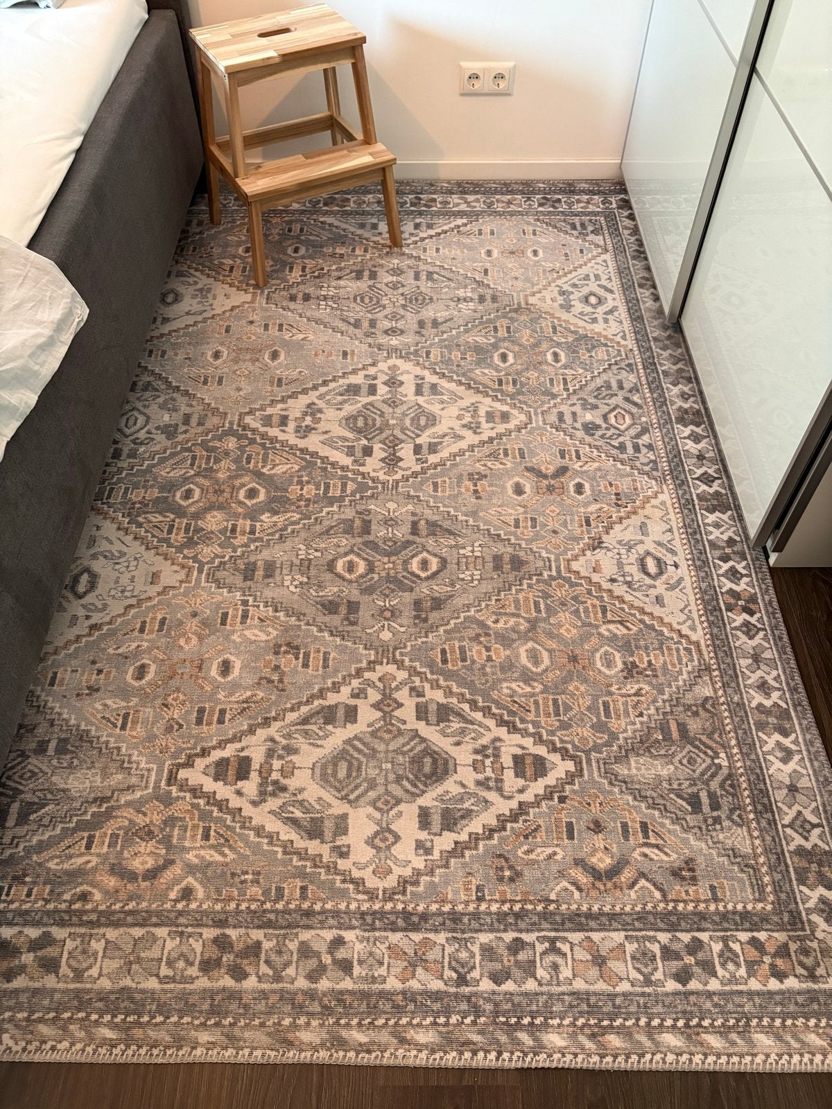 Vloerkleed met patroon - 160x233 cm, Huis en Inrichting, Stoffering | Tapijten en Kleden, Ophalen, Gebruikt, 150 tot 200 cm, 200 cm of meer