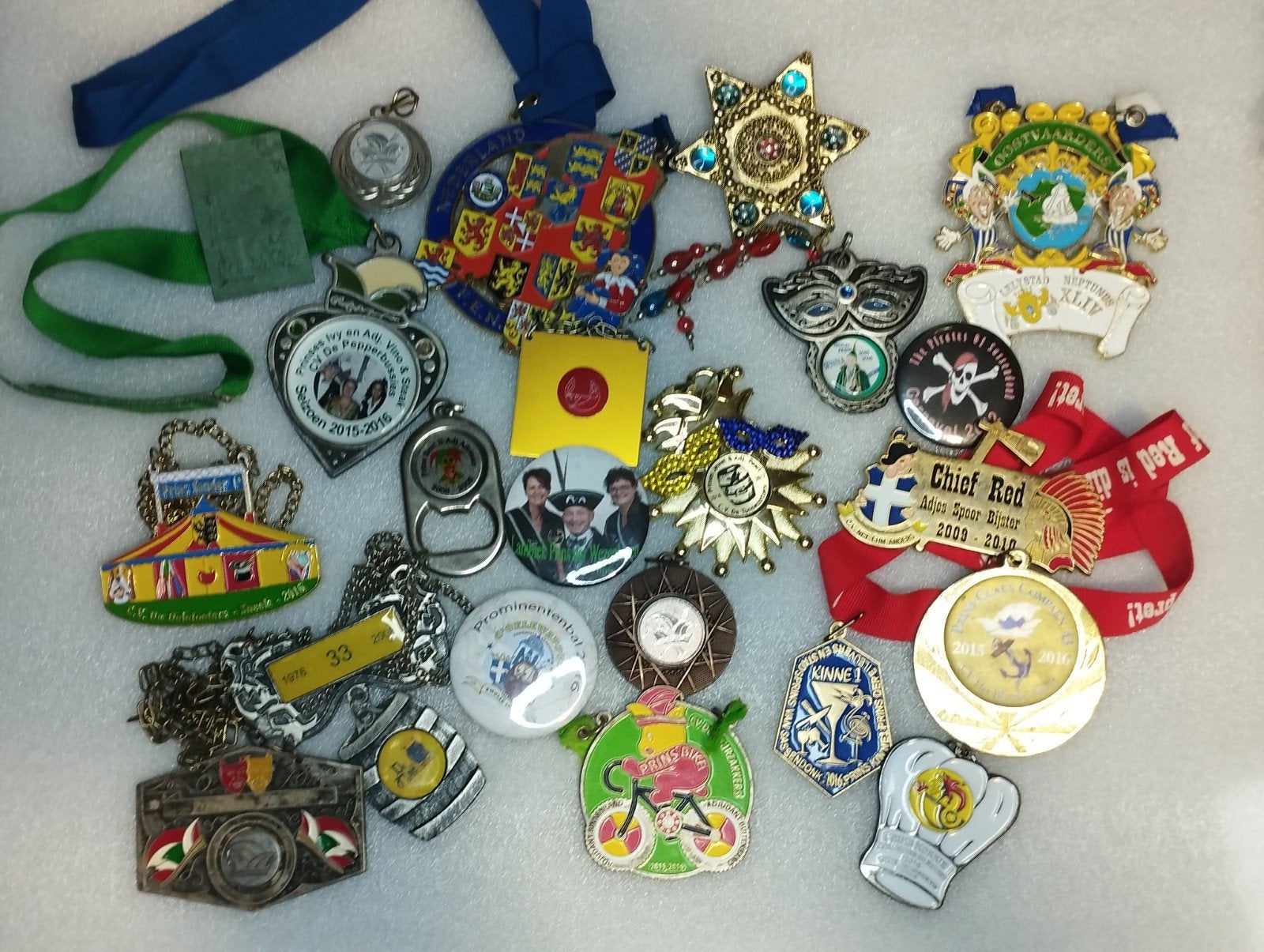 Souvenirmedailles in één lot, Ophalen of Verzenden, Overige materialen