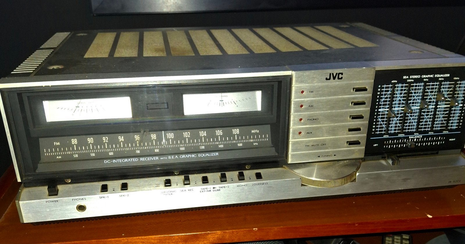 JVC DC-geïntegreerde ontvanger met grafische equalizer, Ophalen, Gebruikt, JVC, 60 tot 120 watt