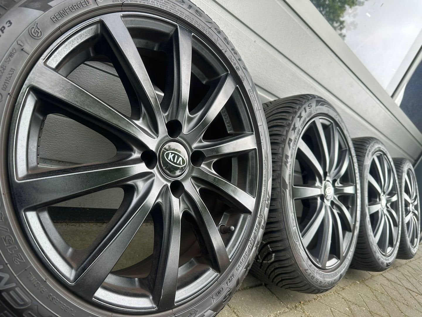 17 inch Kia Stonic Rio Rio X velgen Maxxis Allseason banden, Auto-onderdelen, -, -, Banden en Velgen, 17 inch