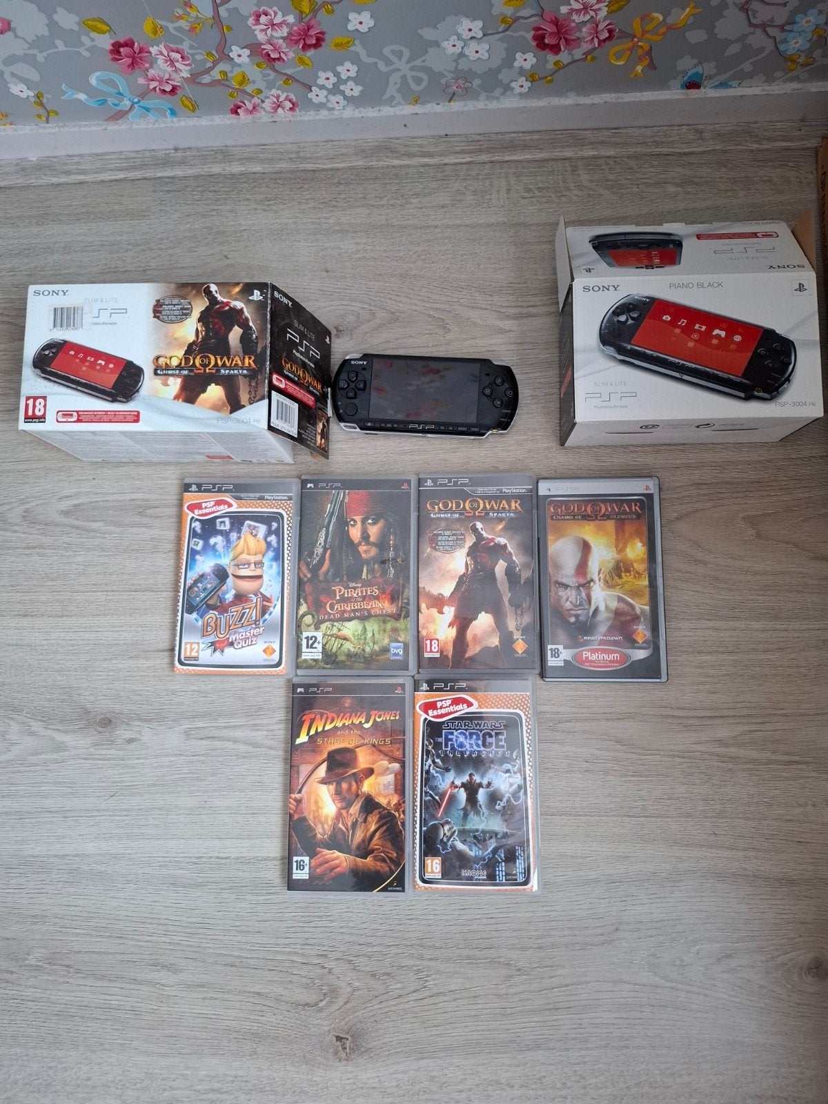 PSP met games: God of War, Star Wars, Indiana Jones en meer, 1 speler, Ophalen of Verzenden, Zo goed als nieuw, Overige genres