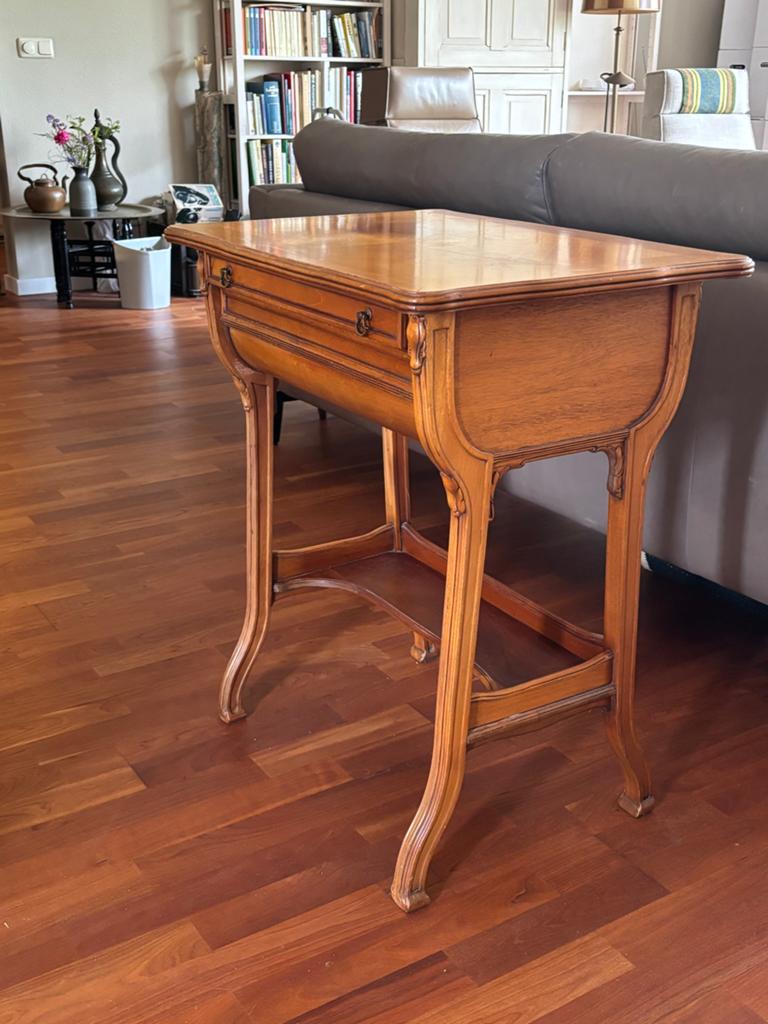 Haltafeltje  bijzettafeltje secretaire hout, Antiek en Kunst, Ophalen of Verzenden