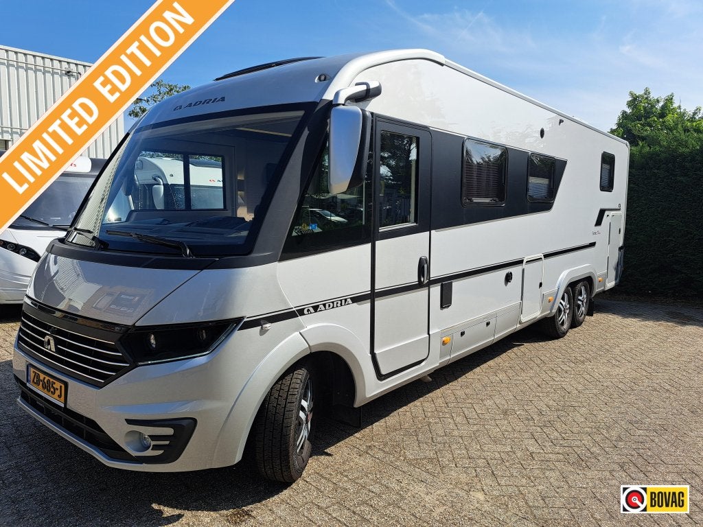 Adria Sonic Supreme 810 SL Limited edition, Caravans en Kamperen, Campers, Integraal, Half-automaat, Fiat, Rookmelder