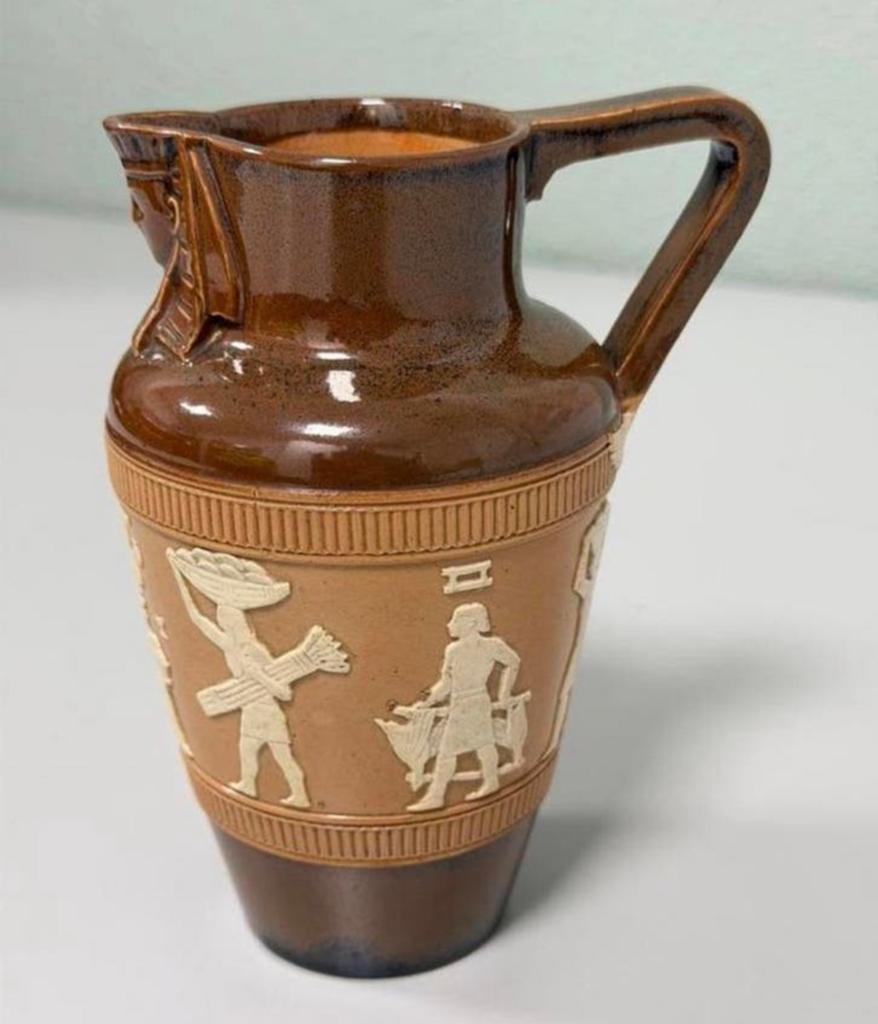 Antieke Doulton Lambeth Kan Egyptisch old 1895 Royal Doulton, Antiek en Kunst, Ophalen of Verzenden