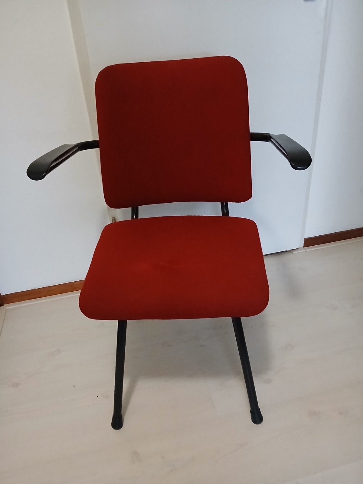 gispen stoel met bakelieten leuning, Ophalen, Gebruikt, Eén