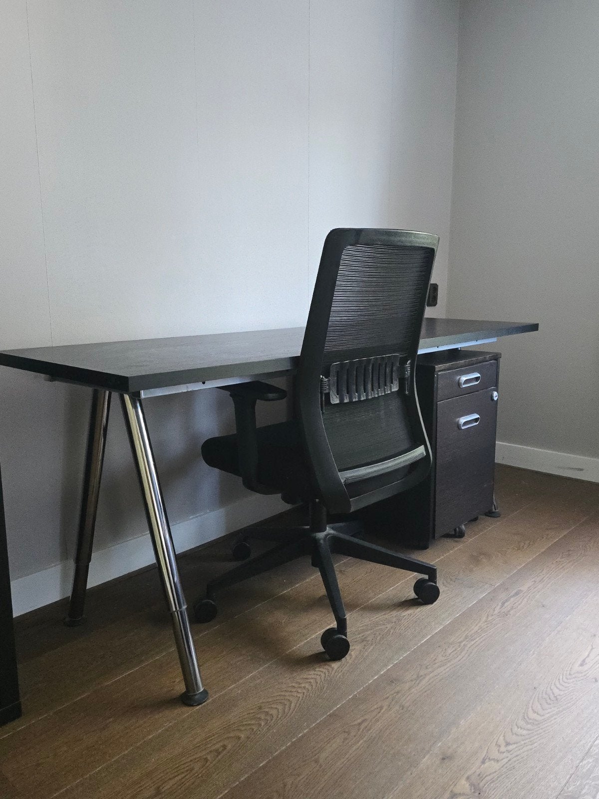Bureau met ladenblok en smalle open kast, Huis en Inrichting, Ophalen