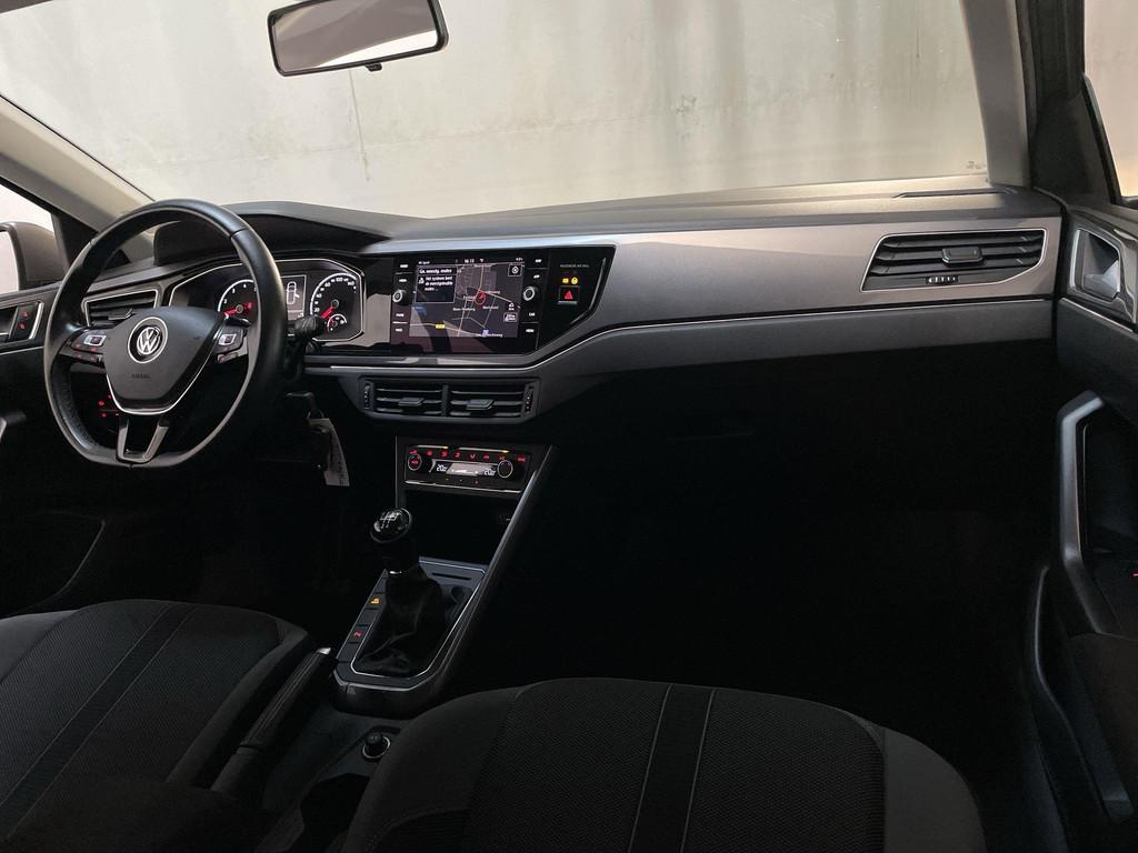 Volkswagen Polo 1.0 TSI Highline Navigatie Parkeersensoren D, Auto's, Voorwielaandrijving, Stof, Met garantie (alle), Origineel Nederlands