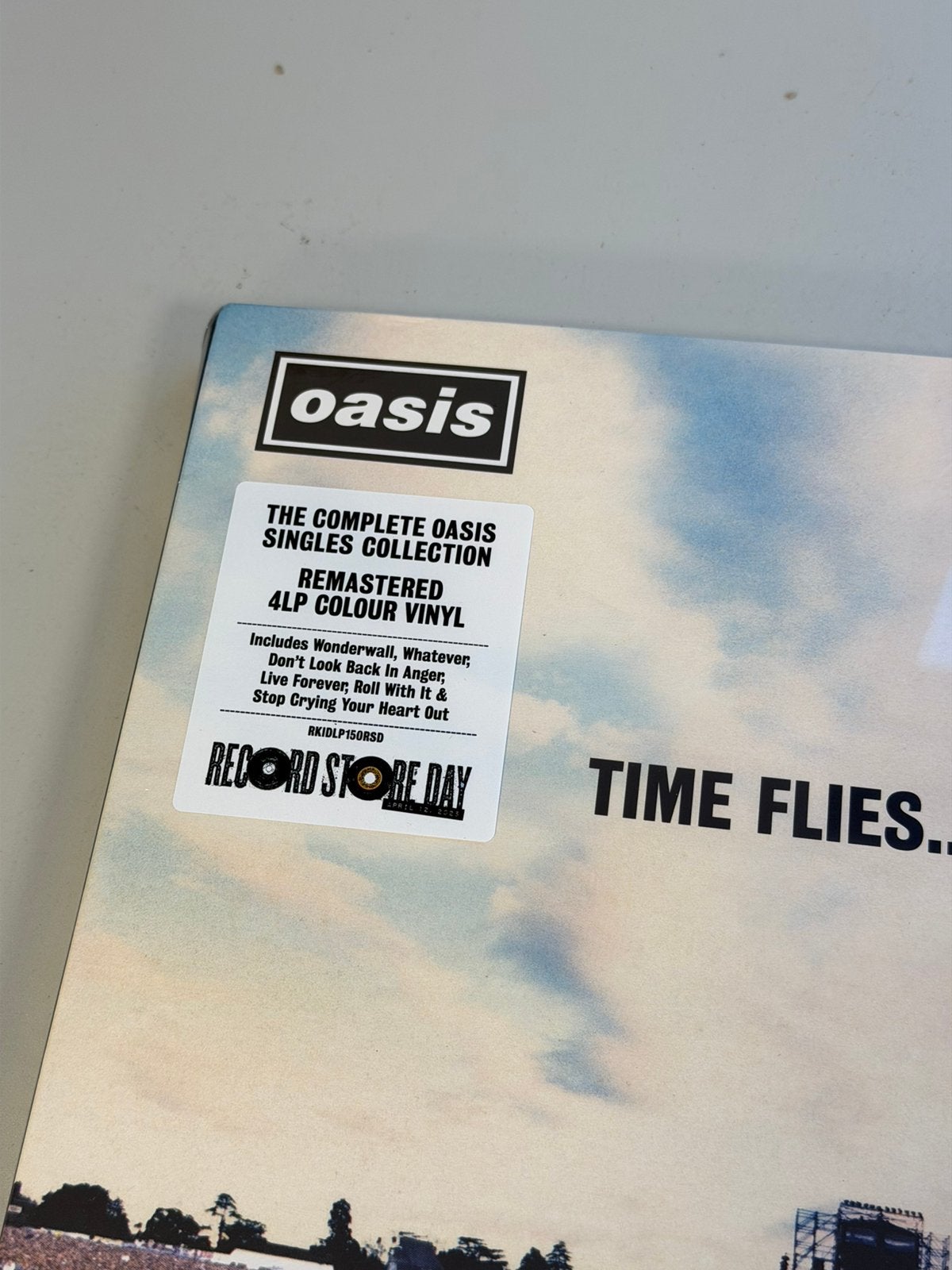 Oasis Time Flies 1994-2009 RSD 2025 4LP Vinyl SEALED boxset, Speciale editie, Ophalen of Verzenden, Nieuw in verpakking, 12 inch