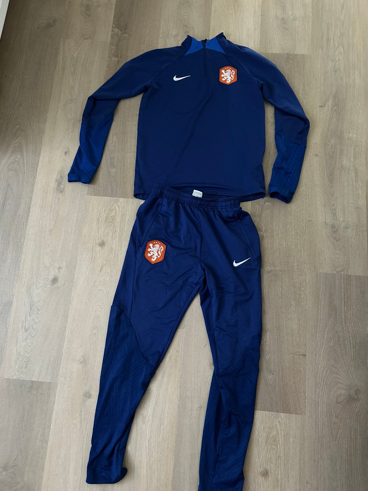 Knvb trainingspak voetbal  nederlands elftal van Nike, Maat XL, Ophalen of Verzenden, Gebruikt, Trainingspak